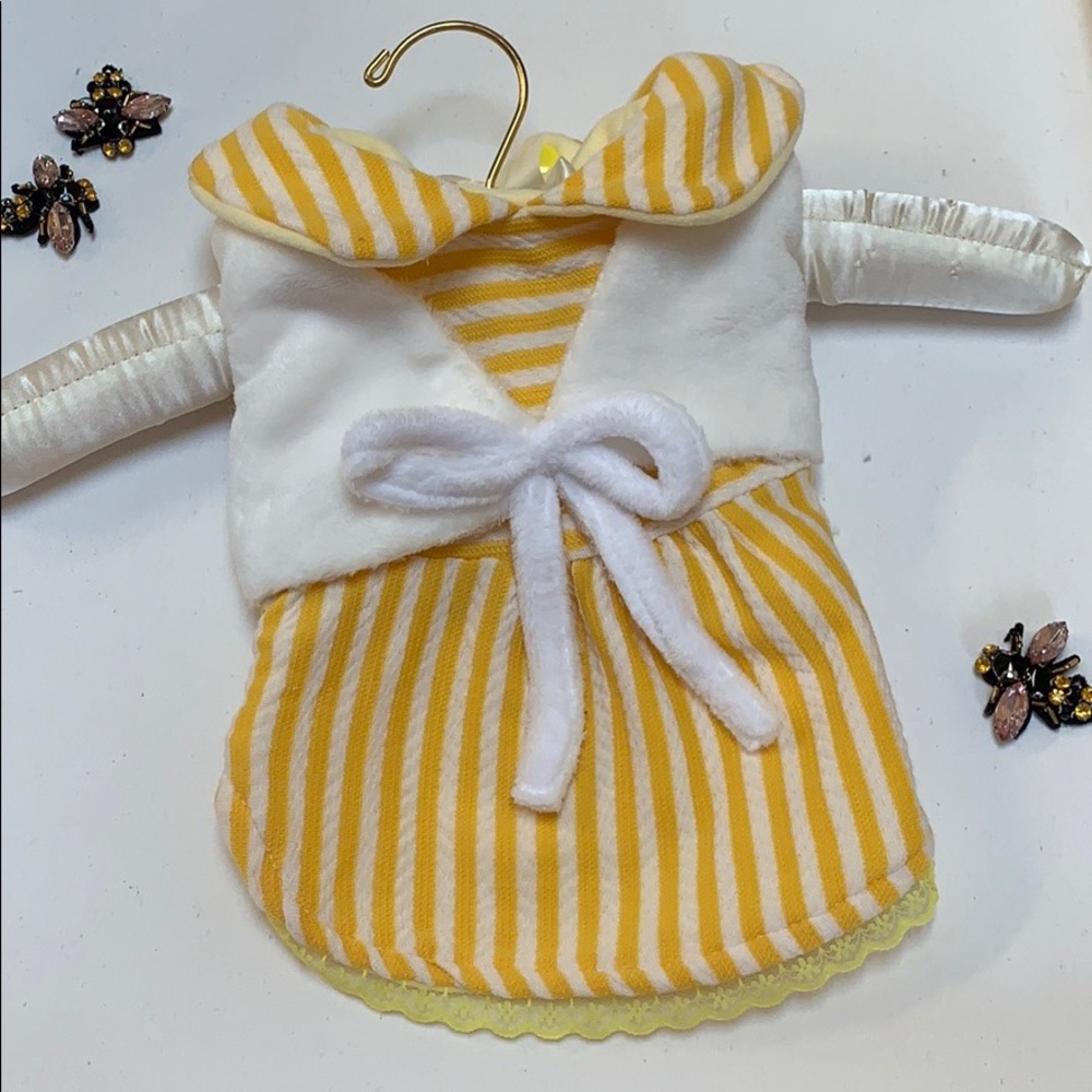 💛🤍 Pet Clothes Cat Dog Costume Dress Medium 🤍💛